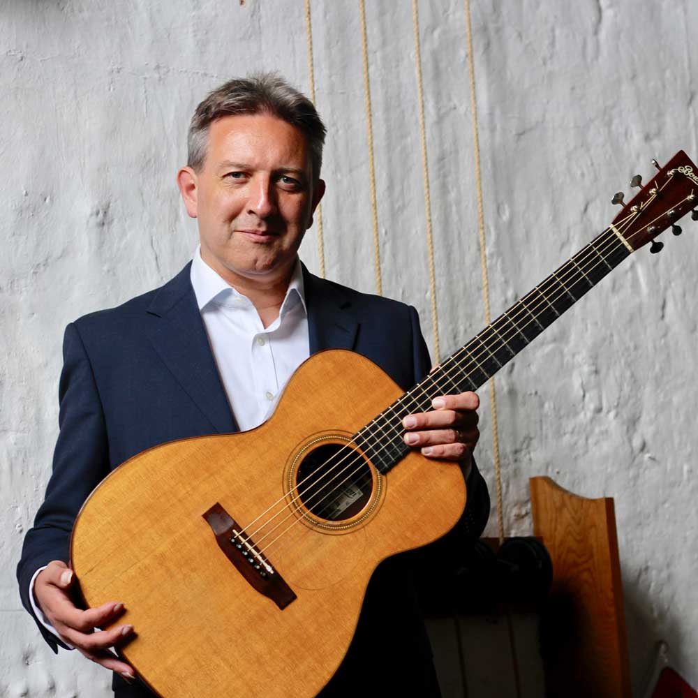 Bild-Clive-Carroll-Solokonzert-Lauchhau-Lauchaecker-Stuttgart-Vaihingen Bild Clive Carroll bei Kultur im Quadrat Lauchhau-Lauchäcker Stuttgart-Vaihingen